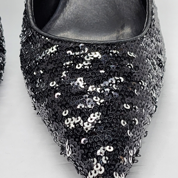 Lauren Ralph Lauren Women's Sequined Pointed Toe Stiletto Heels - 7B - Picture 4 of 9